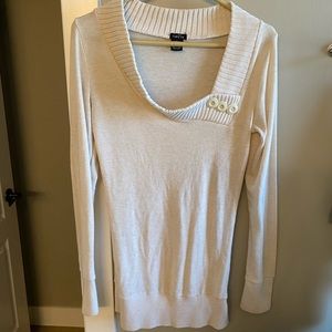 Rue 21 sweater